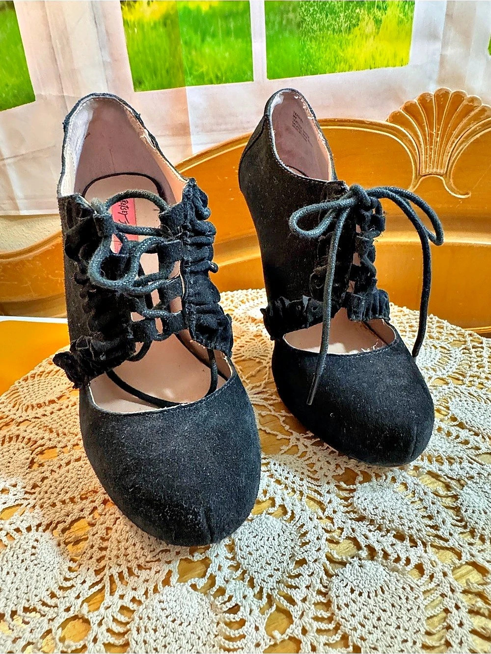 Betsey Johnson Teasey Black Lace-Up Heels Size 9M